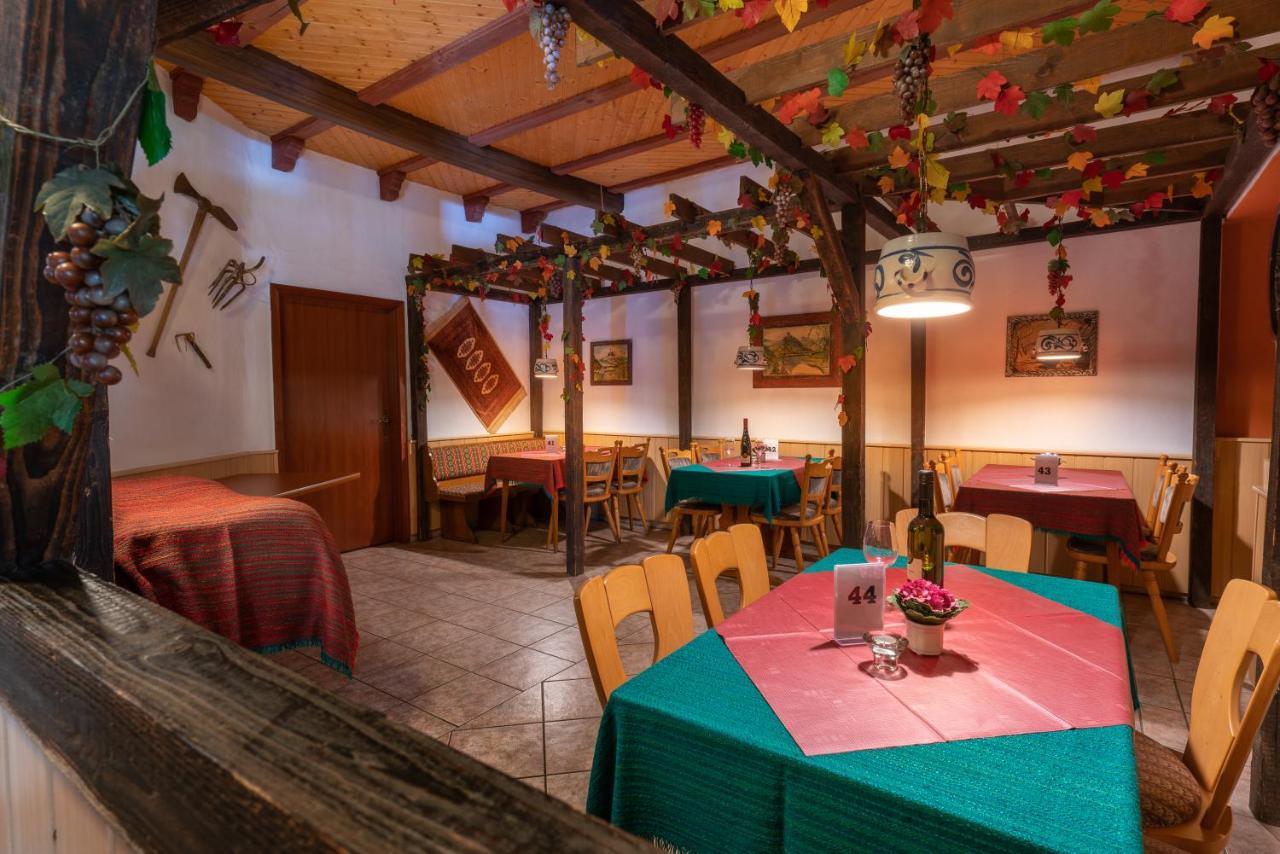Hotel Deis Senheim Esterno foto
